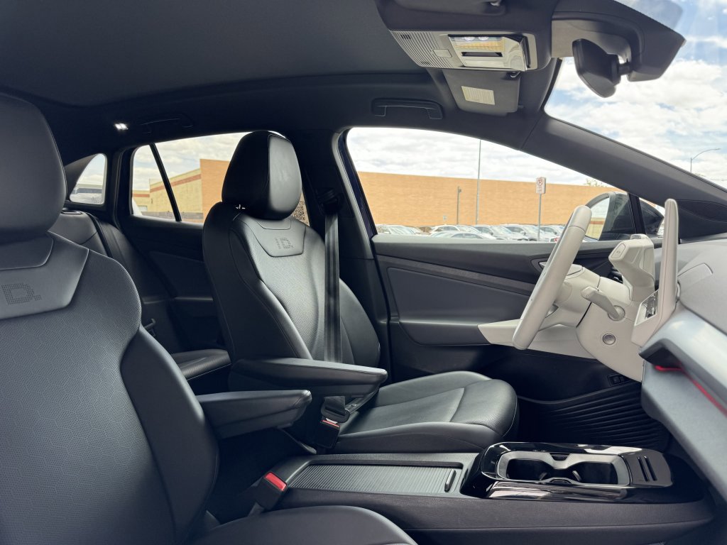 Used 2021 Volkswagen ID.4 1st Edition image 41
