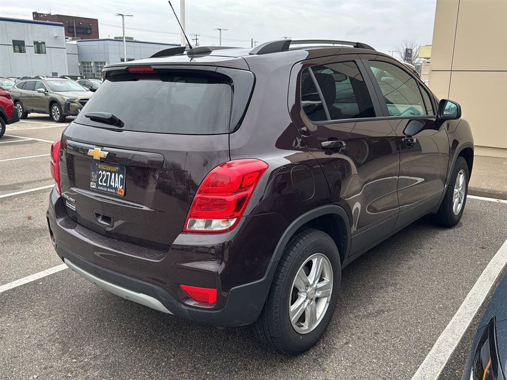 Used 2022 Chevrolet Trax LT w/ LT Convenience Package AWD/4WD image 6