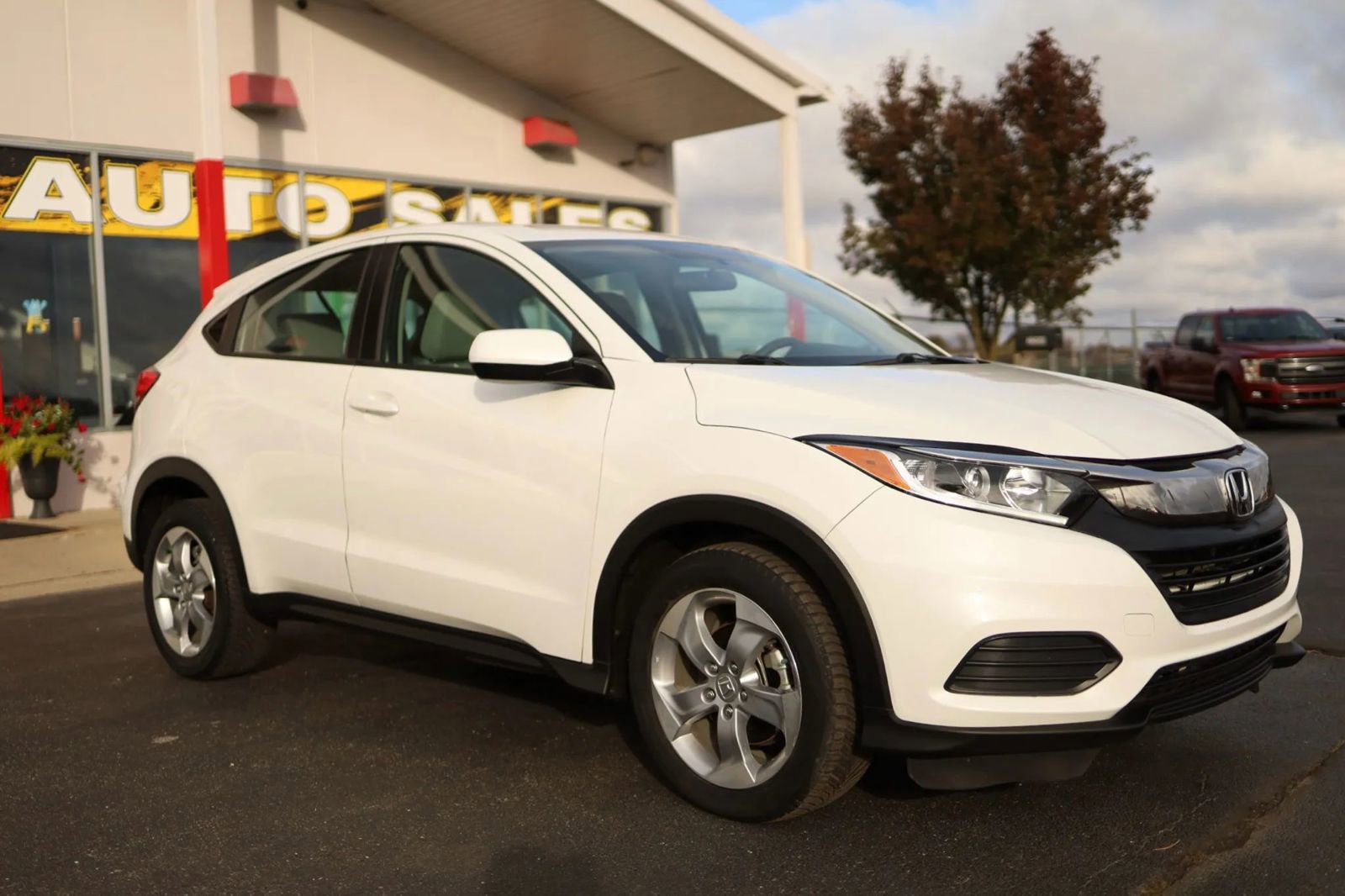 Used 2020 Honda HR-V LX image 3
