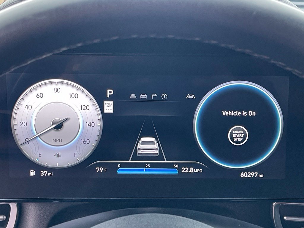 Used 2024 Hyundai Elantra SEL w/ Convenience Package FWD image 25