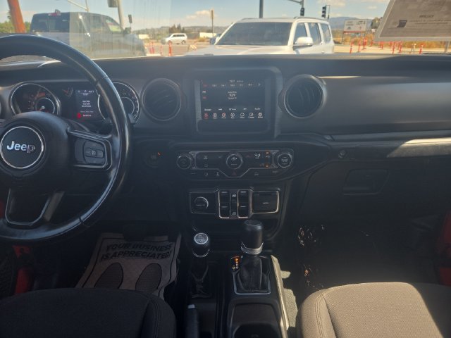 Used 2022 Jeep Gladiator Sport AWD/4WD image 15