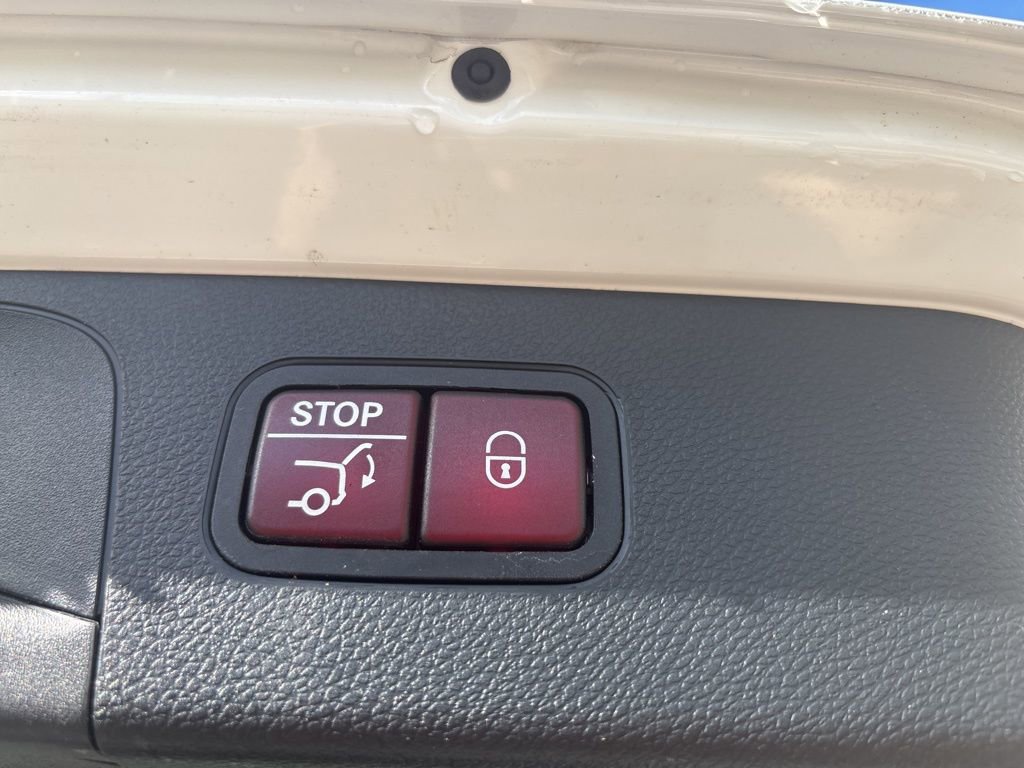 Used 2018 Mercedes-Benz GLC 43 AMG 4MATIC image 19