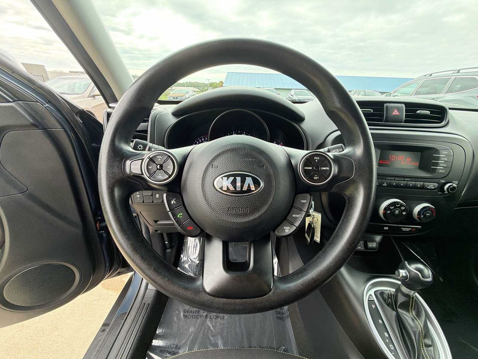 Used 2015 Kia Soul + FWD image 19