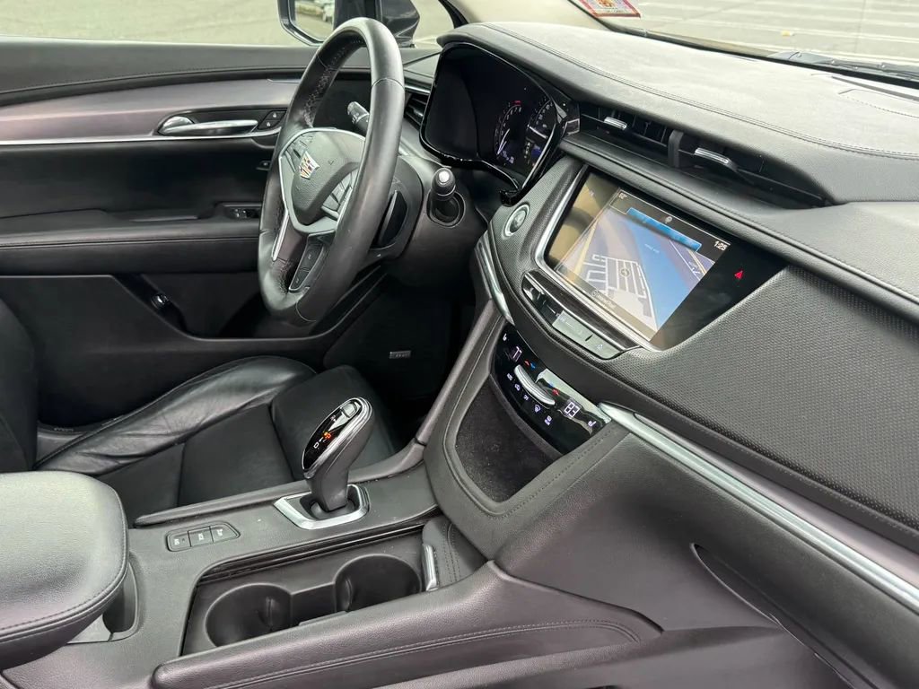 Used 2019 Cadillac XT4 Sport w/ Cold Weather Package image 22