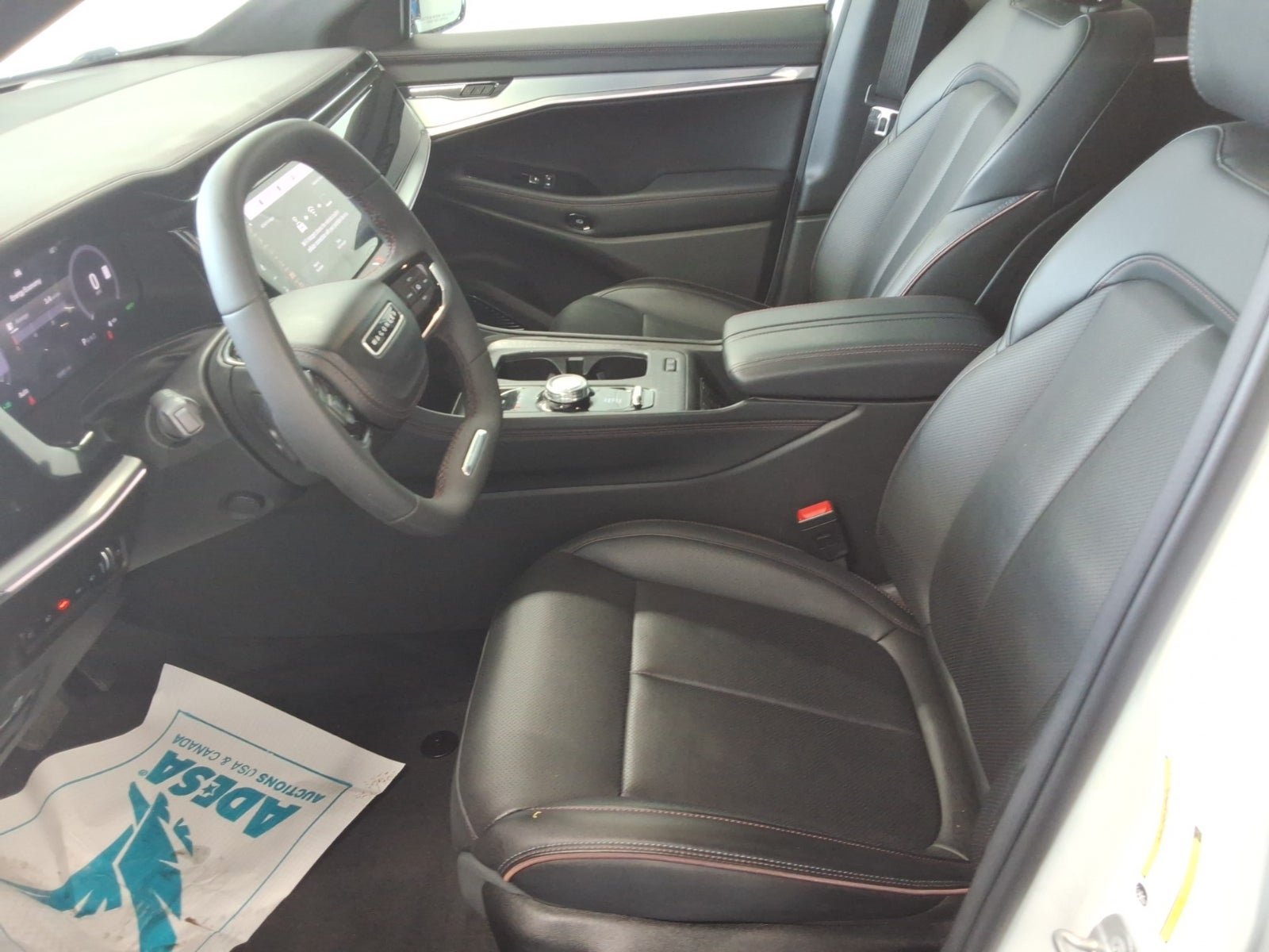 Used 2024 Jeep Wagoneer Launch Edition AWD/4WD image 7
