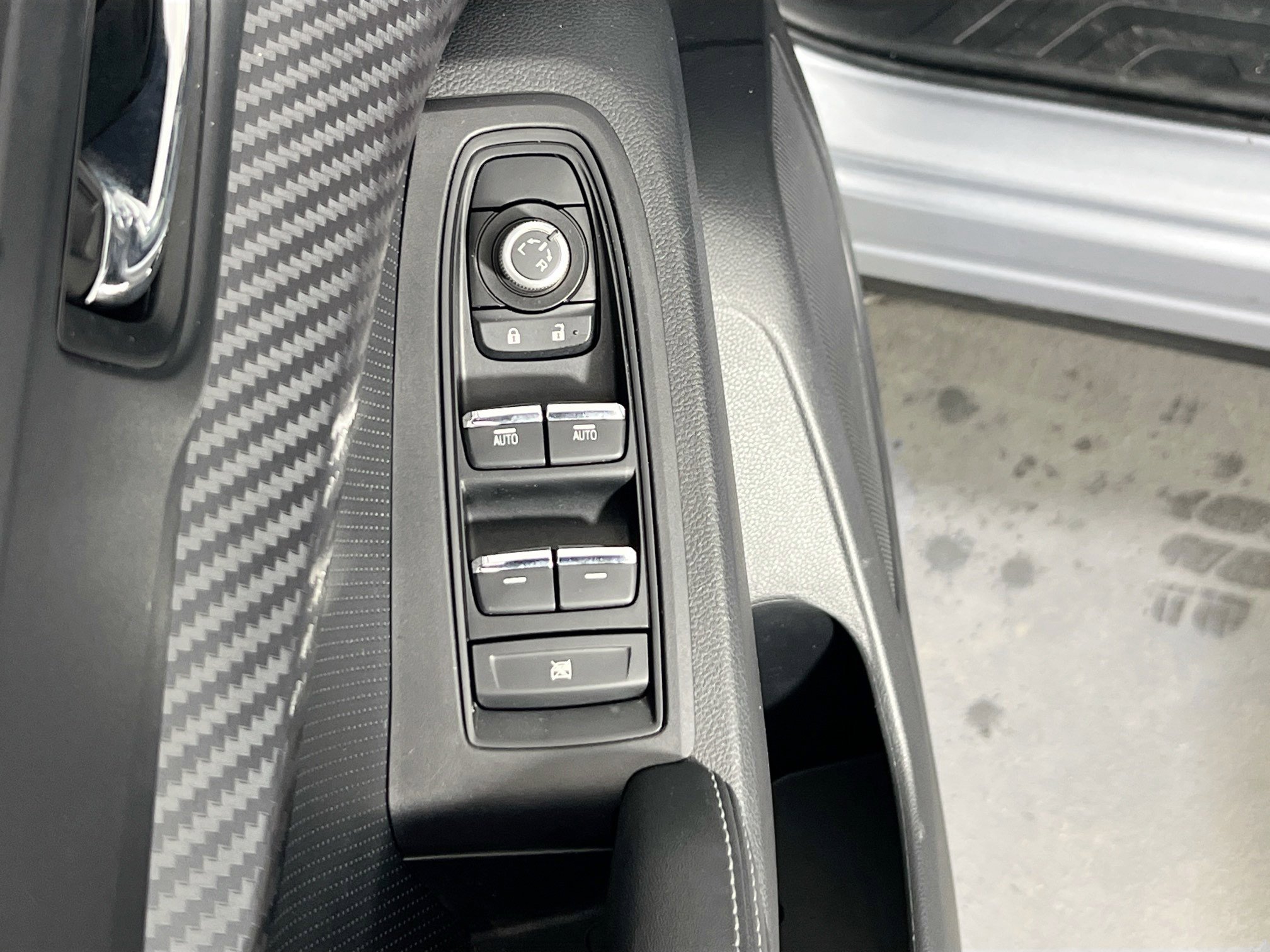Used 2022 Subaru Ascent Onyx Edition image 17