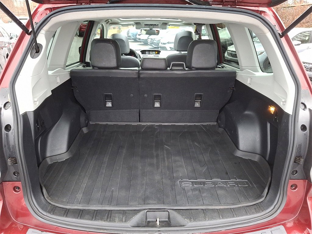 Used 2017 Subaru Forester 2.5i Touring image 31