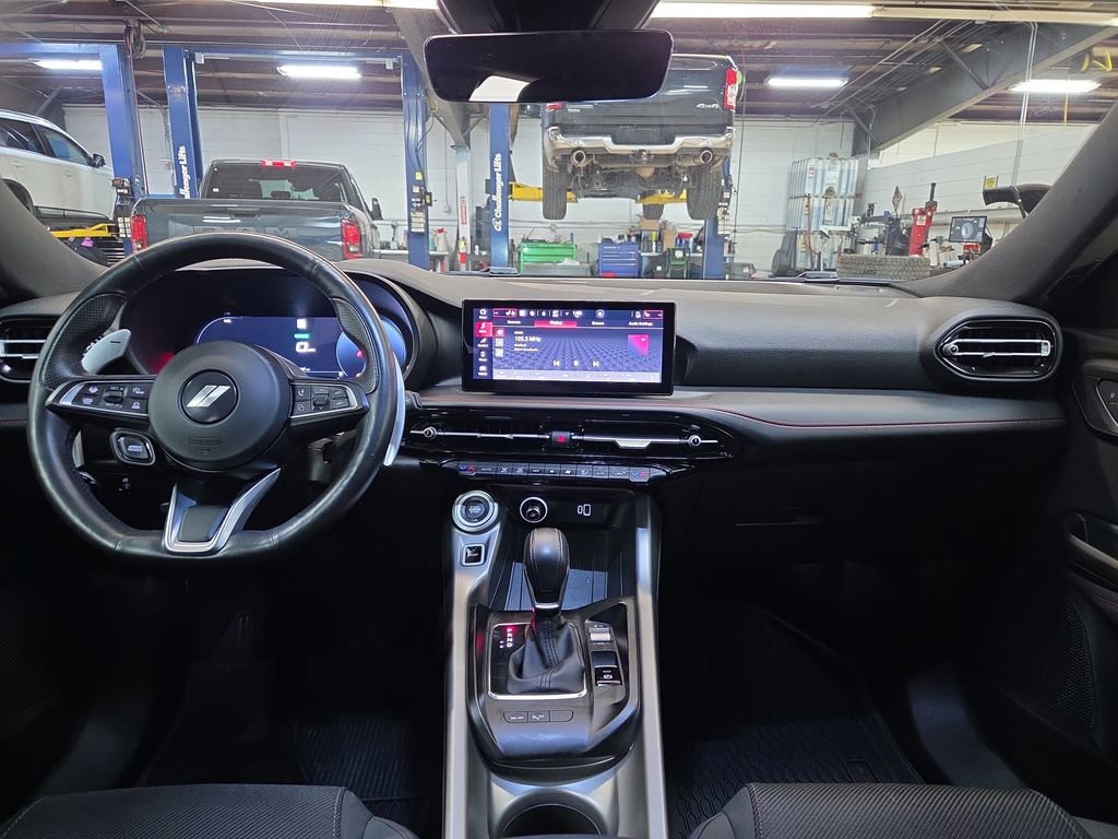 Used 2024 Dodge Hornet R/T w/ Tech Pack w/o Parking image 13