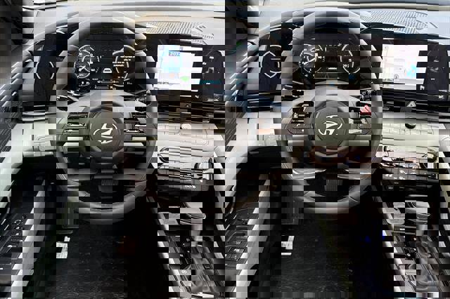 New 2026 Hyundai Elantra Limited image 11