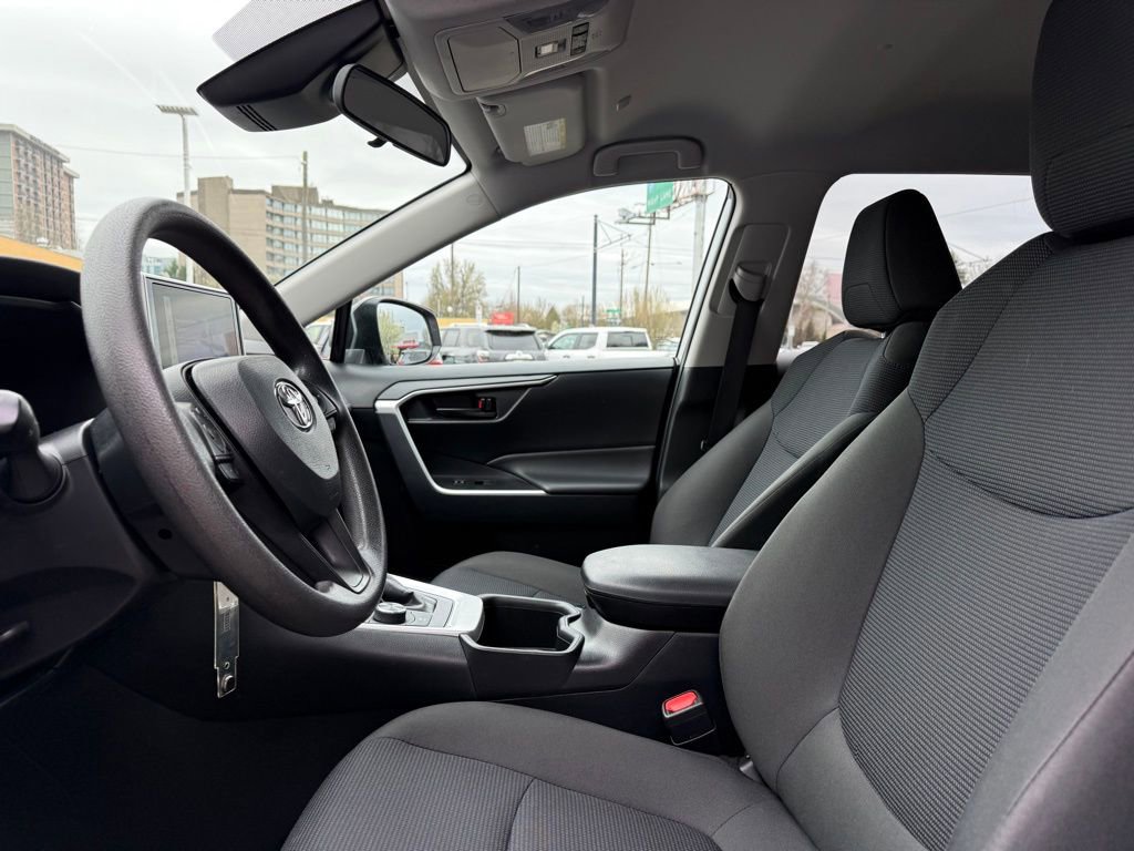 Certified 2025 Toyota RAV4 LE image 15