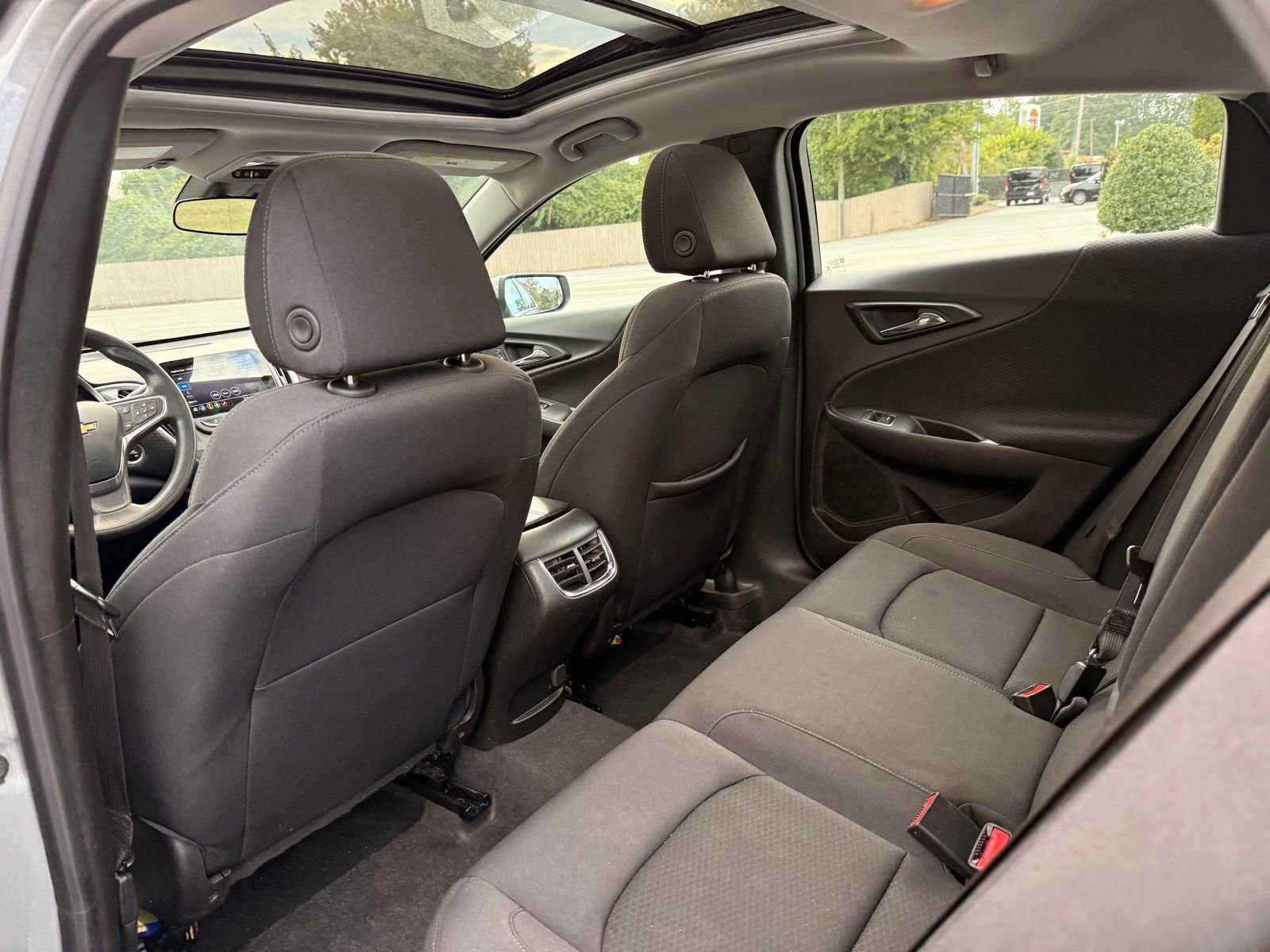 Used 2024 Chevrolet Malibu LT image 19