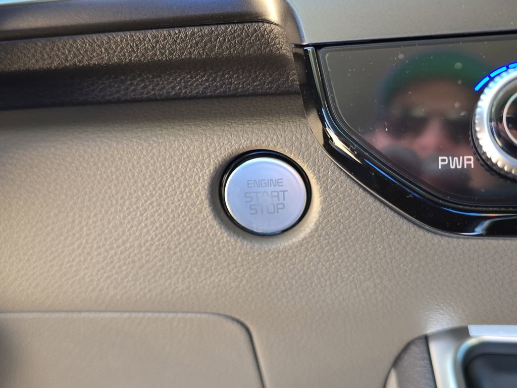 New 2026 Kia Carnival FWD image 26