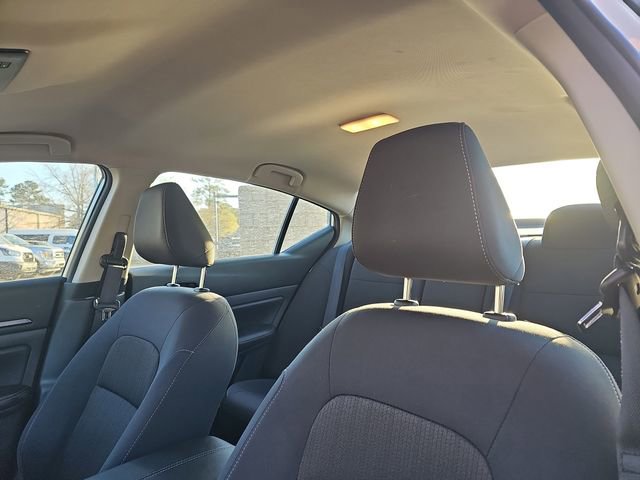 Used 2025 Nissan Altima 2.5 SV image 11