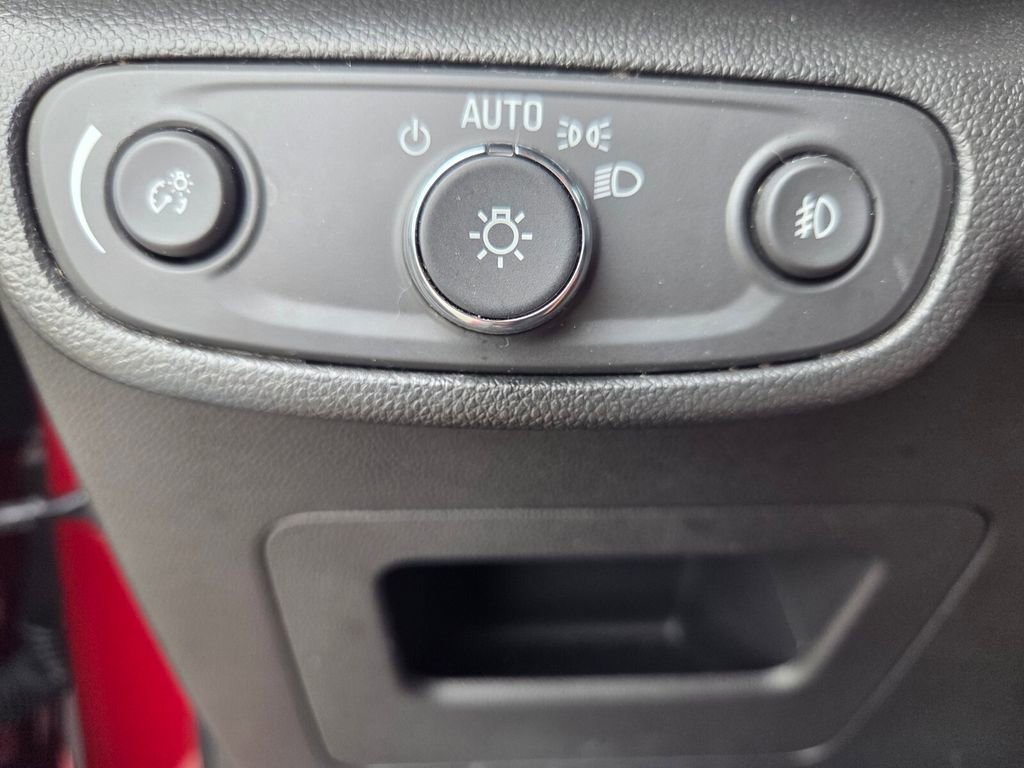 Used 2023 Chevrolet TrailBlazer RS w/ Convenience Package image 21