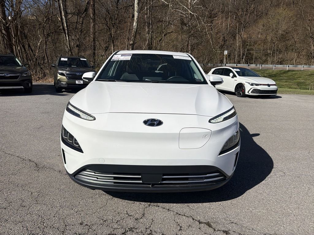 Certified 2023 Hyundai Kona Limited image 3