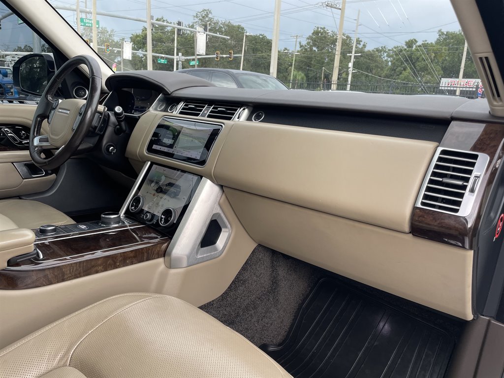 Used 2018 Land Rover Range Rover HSE AWD/4WD image 15