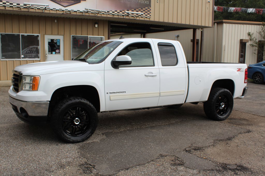 Used 2008 GMC Sierra 1500 SLT w/ SLT Preferred Package image 5