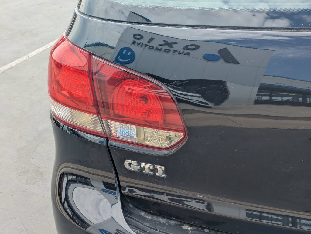 Used 2014 Volkswagen GTI Wolfsburg Edition FWD image 5