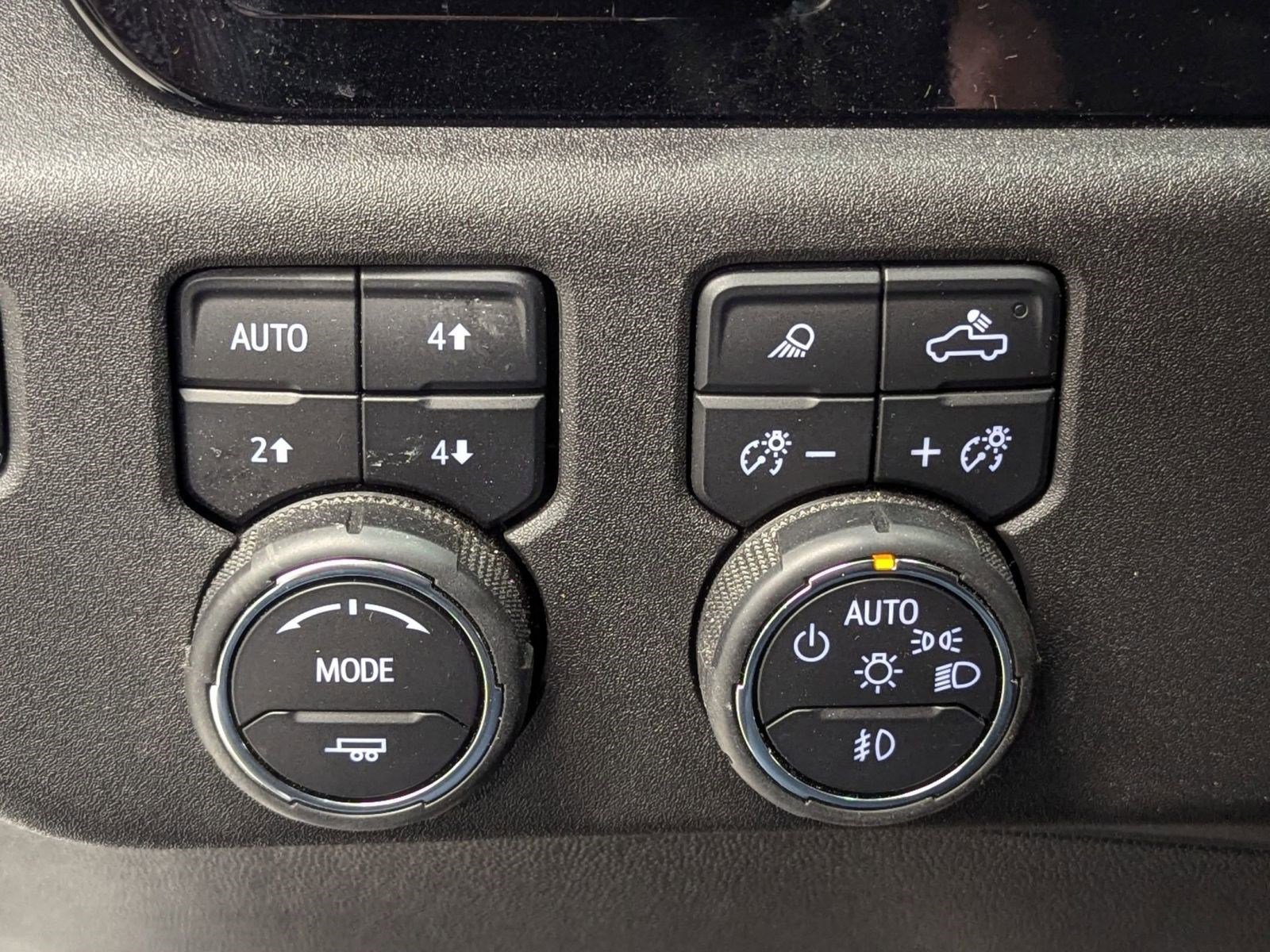 Used 2024 Chevrolet Silverado 2500 High Country w/ High Country Premium Package image 14