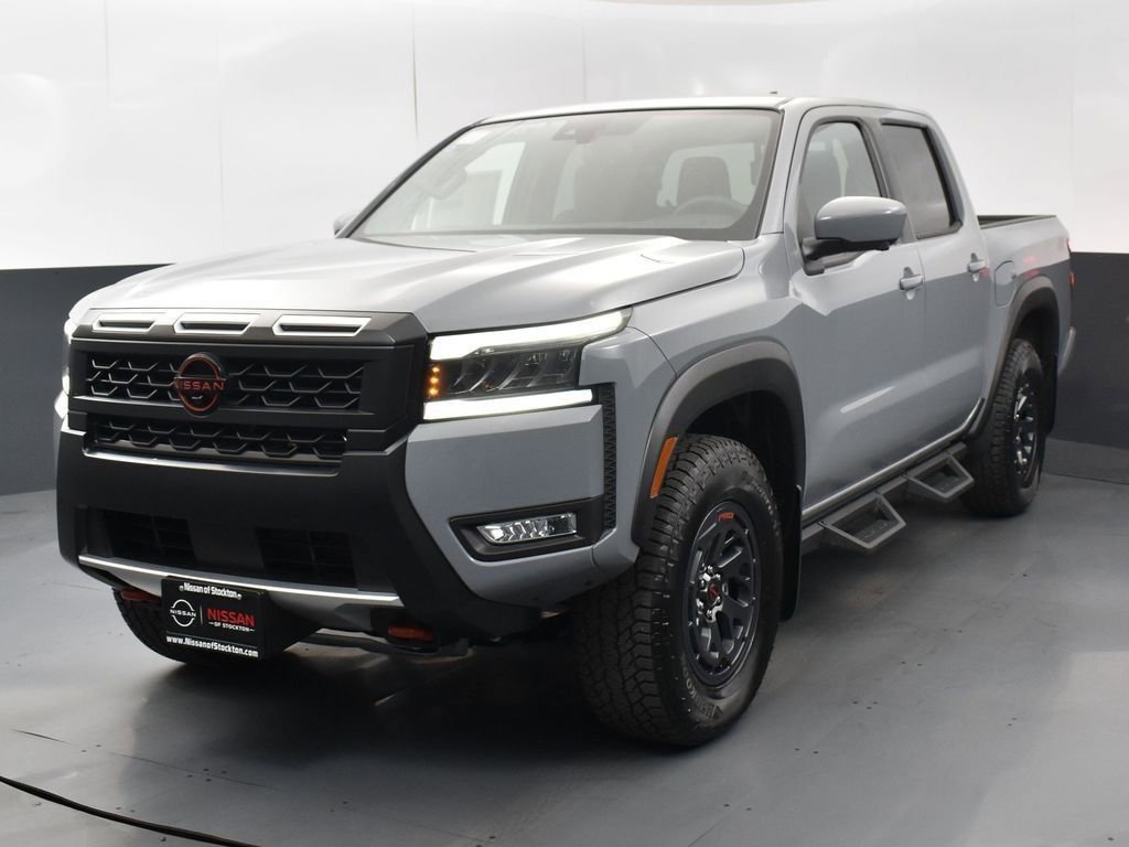 New 2026 Nissan Frontier PRO-4X w/ Pro-4x Convenience Package image 3