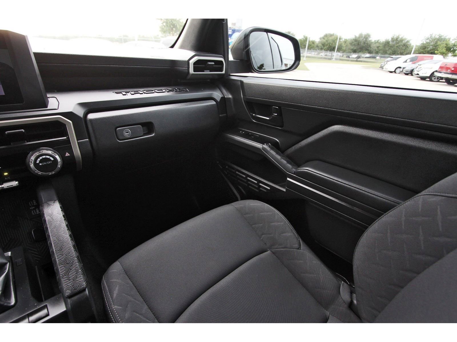 Used 2024 Toyota Tacoma SR RWD image 13