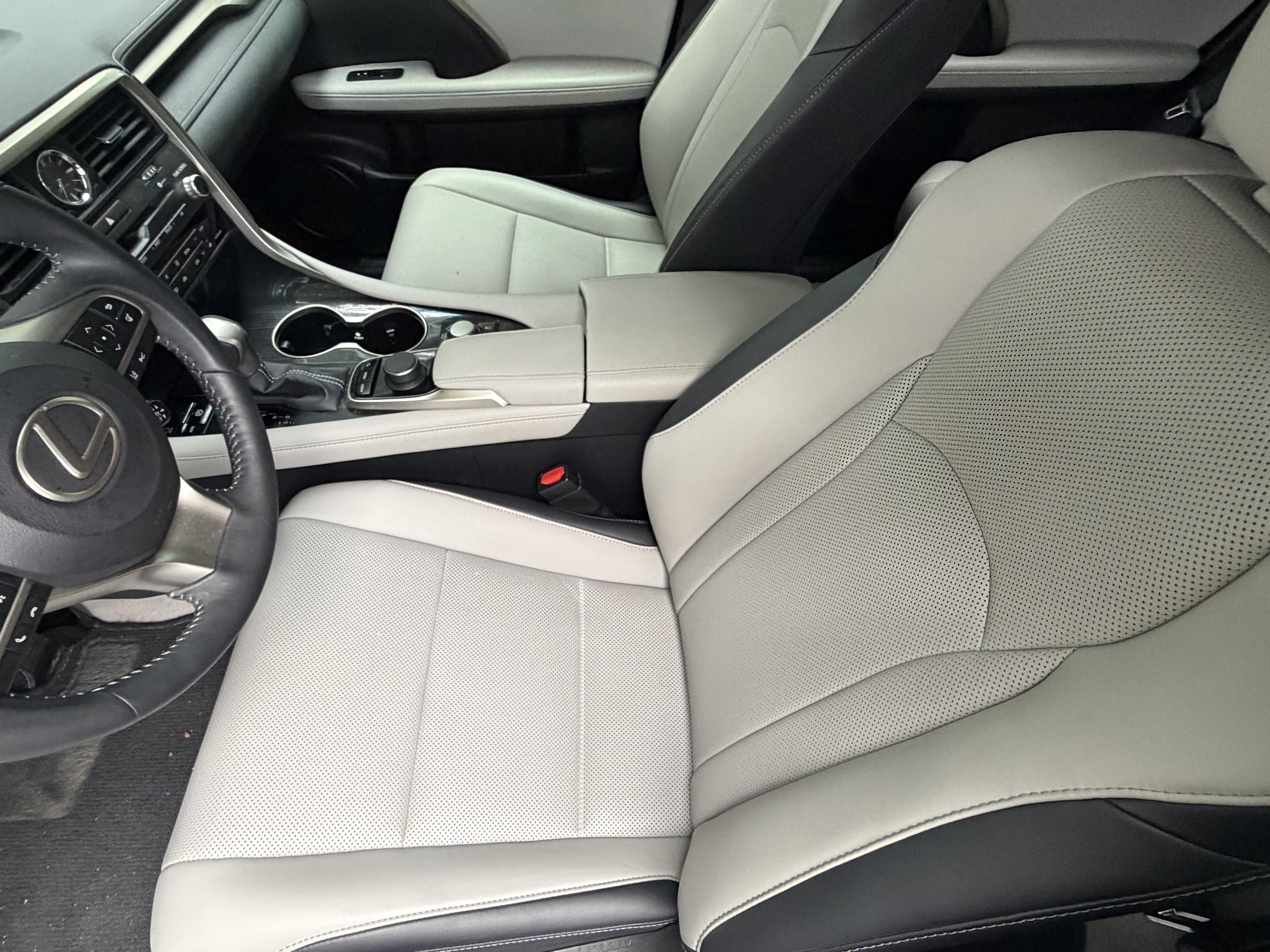 Used 2019 Lexus RX 350 FWD w/ Accessory Package image 16