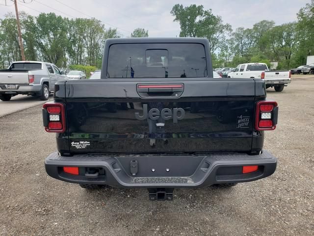 New 2026 Jeep Gladiator Sport AWD/4WD image 4