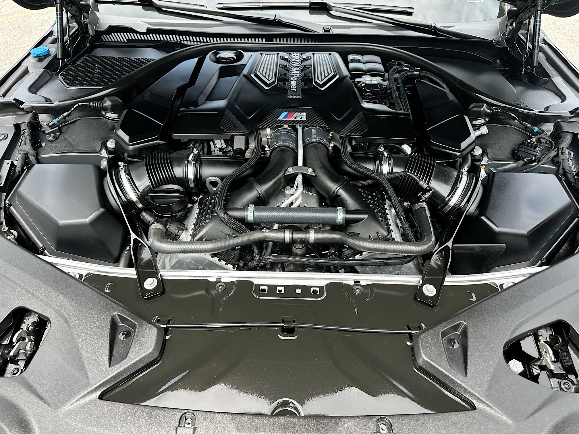 Used 2024 BMW M8 Competition w/ M Carbon Exterior Package AWD/4WD image 31