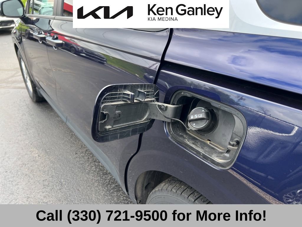 Used 2024 Kia Carnival LX FWD image 50