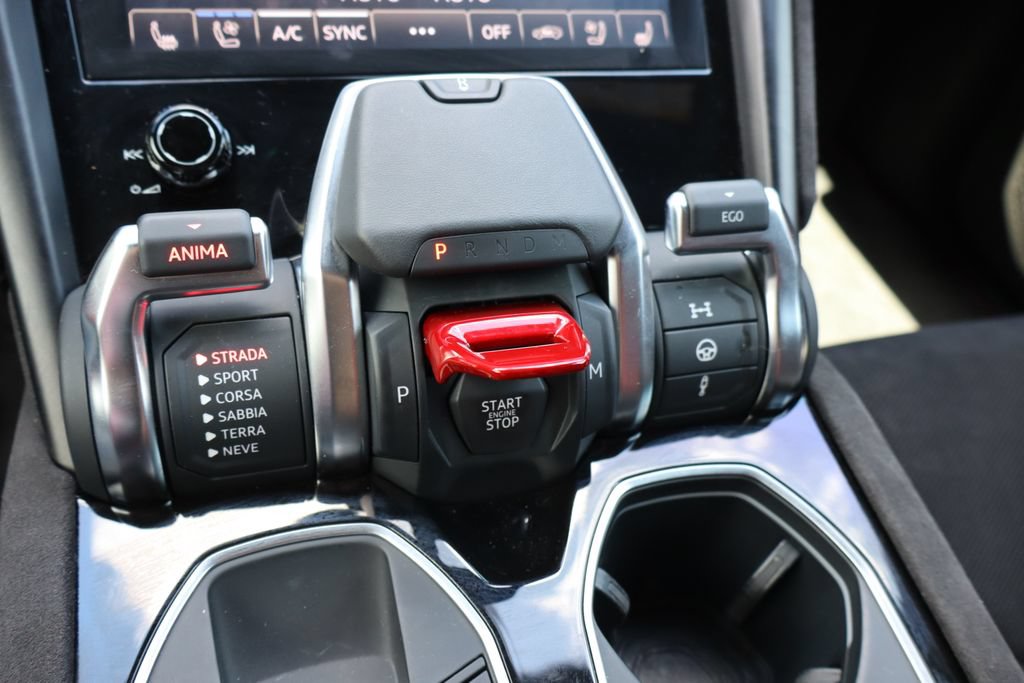 Used 2024 Lamborghini Urus S AWD/4WD image 10