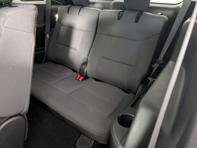 Used 2025 Ford Explorer Active image 30