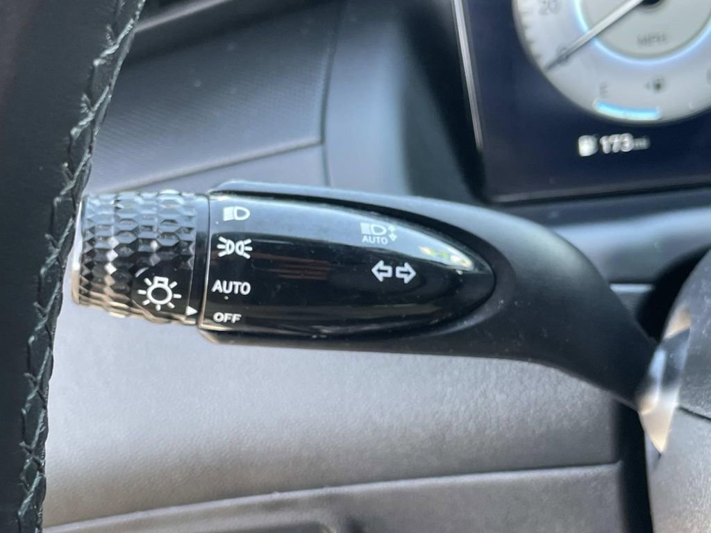 Certified 2023 Hyundai Santa Cruz SEL Premium image 20