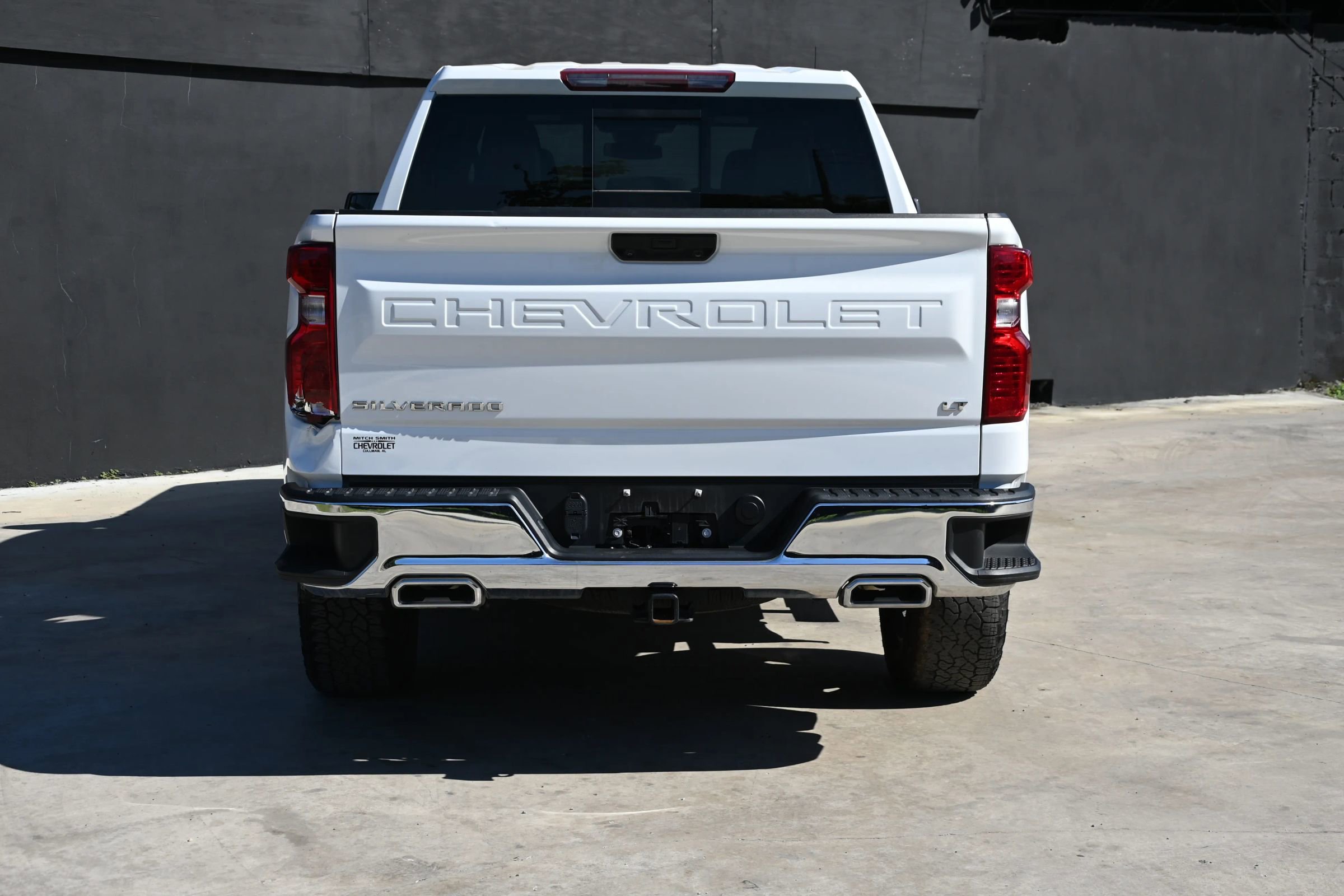 Used 2024 Chevrolet Silverado 1500 LT w/ Z71 Off-Road Package image 4