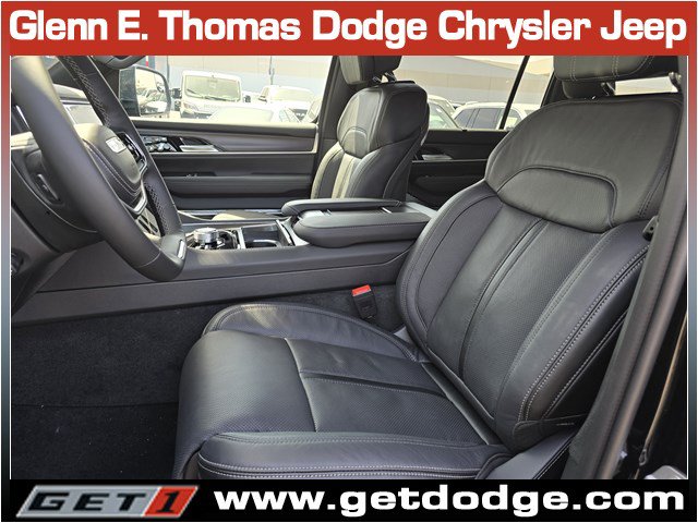 New 2026 Jeep Grand Wagoneer Summit AWD/4WD image 12