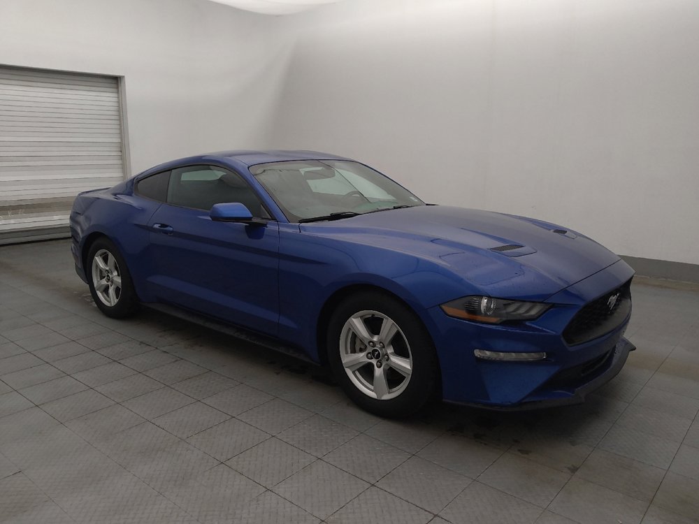Used 2018 Ford Mustang Coupe RWD image 11