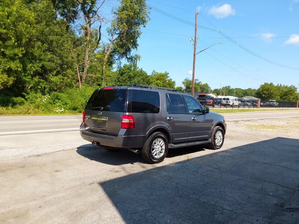 Used 2014 Ford Expedition XLT w/ Leather Seating Package AWD/4WD image 6