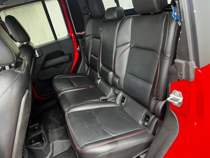 Used 2020 Jeep Gladiator Rubicon AWD/4WD image 24