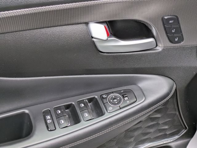 Used 2019 Hyundai Santa Fe AWD image 14
