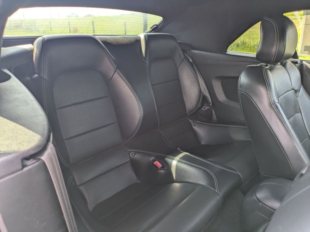 Used 2018 Ford Mustang Premium RWD image 12