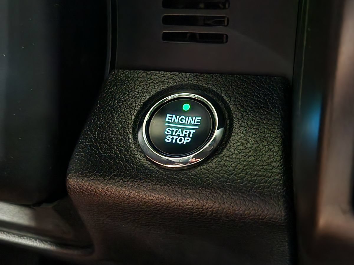 Used 2021 Ford Expedition Max Limited RWD image 40