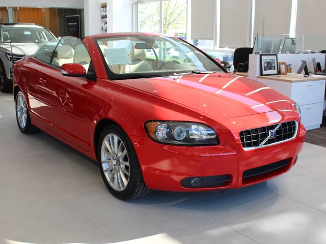 Used 2007 Volvo C70 T5 FWD image 1