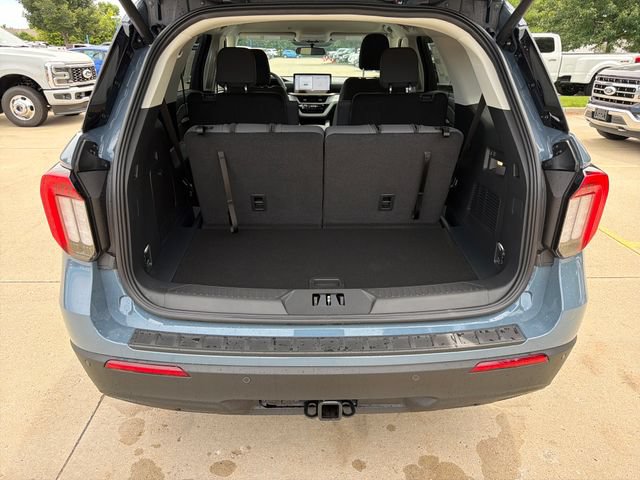 New 2026 Ford Explorer Active AWD/4WD image 8