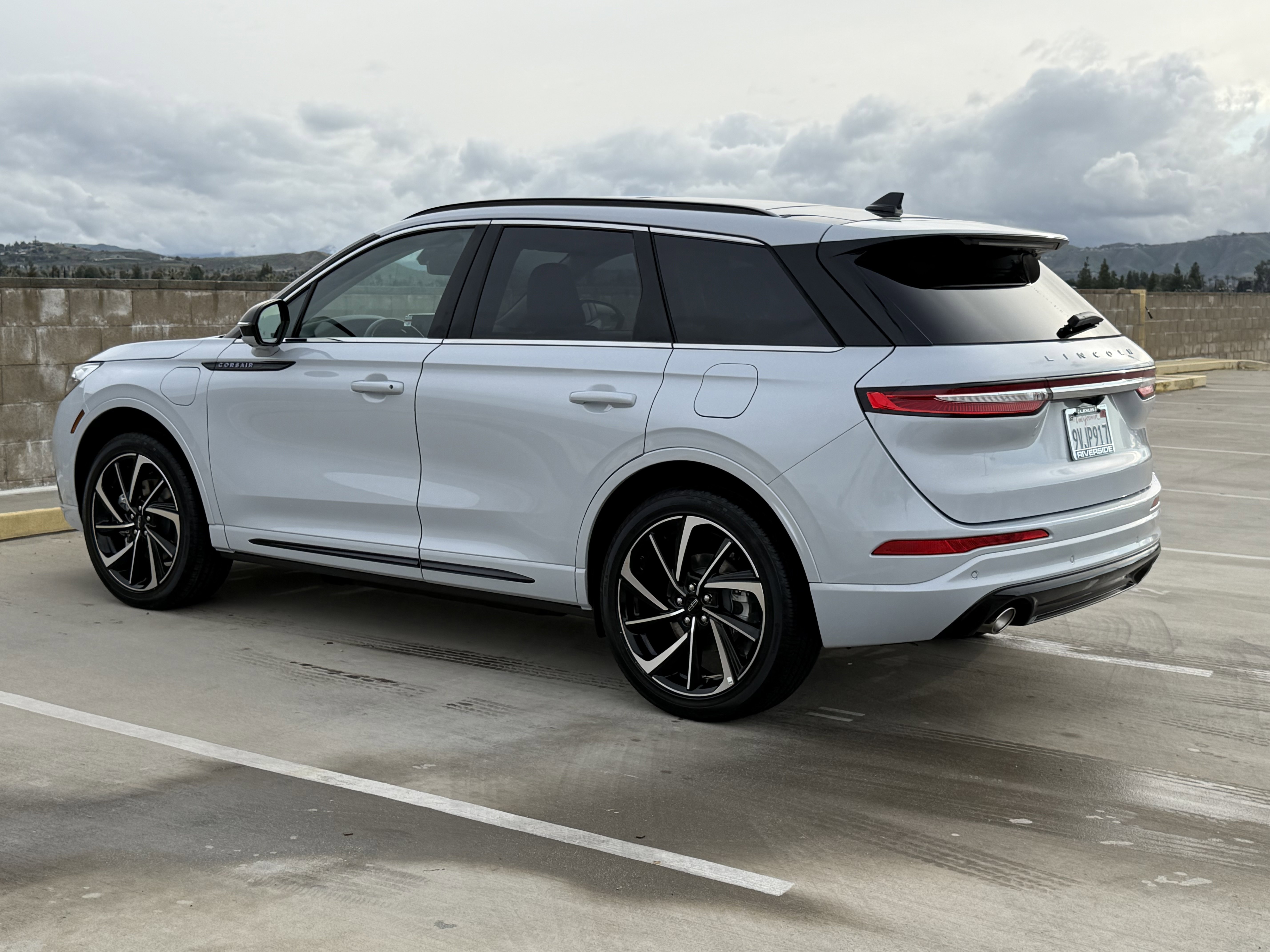 Used 2025 Lincoln Corsair Grand Touring w/ Equipment Group 301A image 9