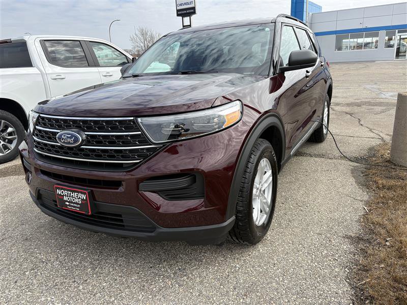 Used 2022 Ford Explorer XLT image 1