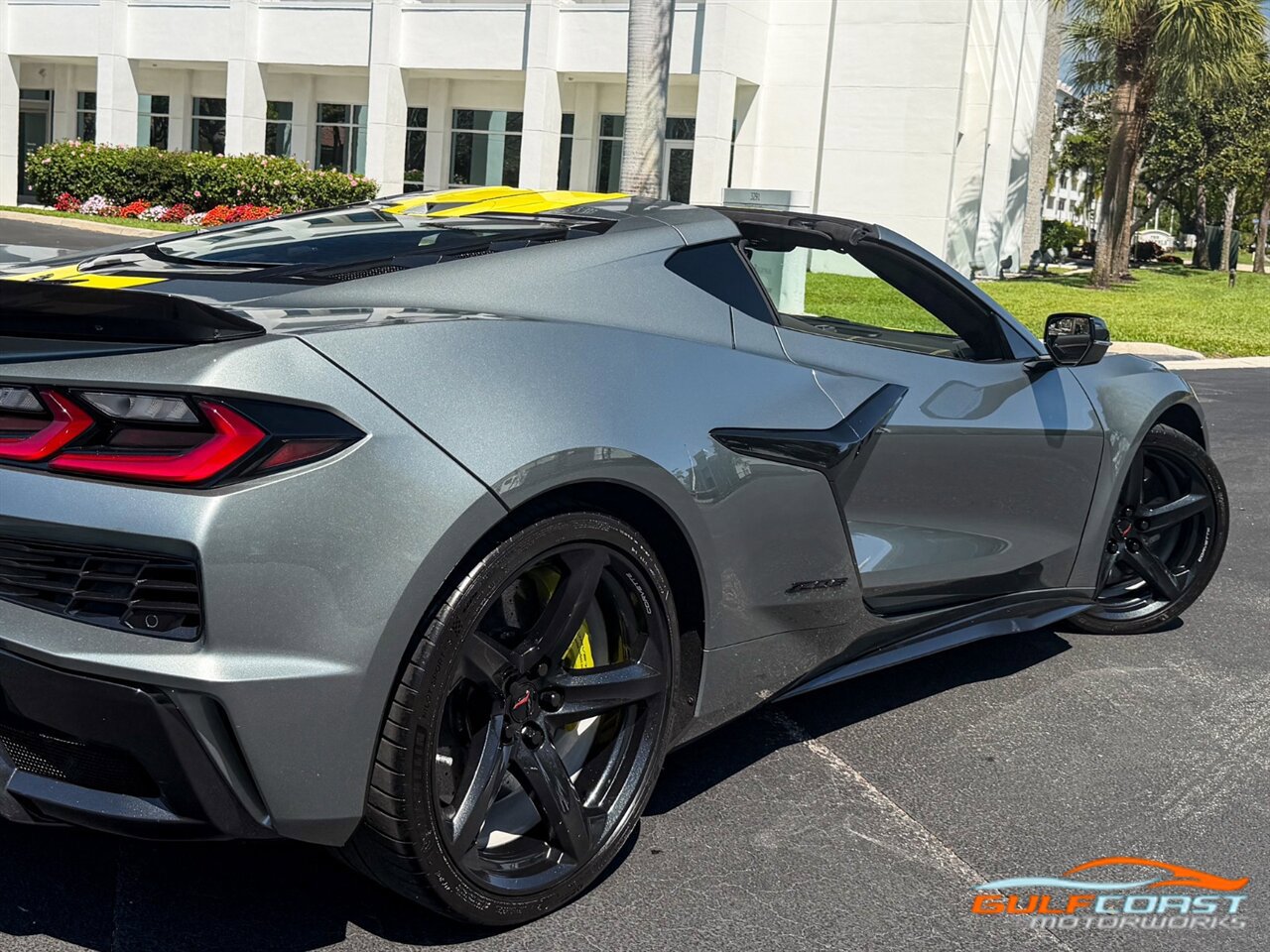 Used 2024 Chevrolet Corvette Z06 w/ Stealth Interior Trim Package RWD image 63