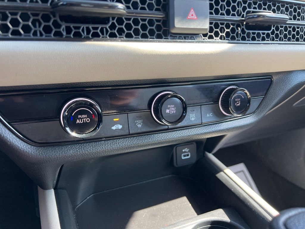 Used 2023 Honda HR-V LX image 10