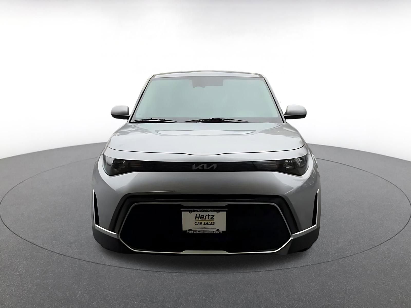 Used 2025 Kia Soul LX w/ LX Technology Package image 4