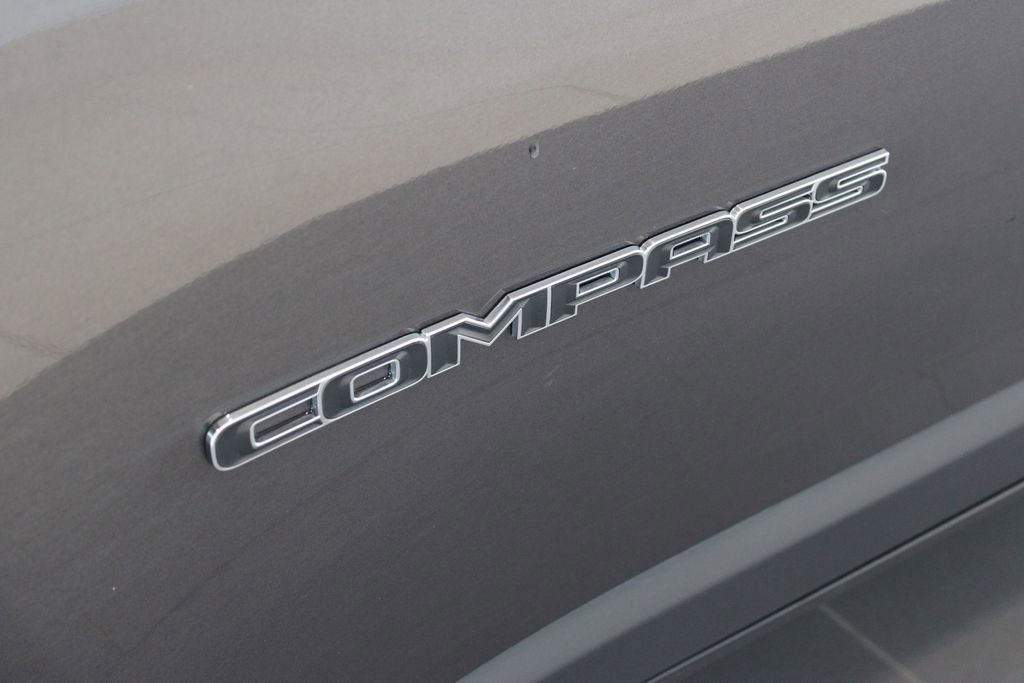 Used 2022 Jeep Compass Limited AWD/4WD image 36