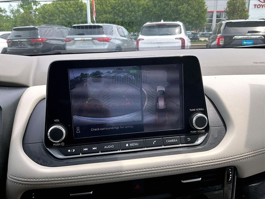 Used 2023 Nissan Rogue SL AWD/4WD image 19
