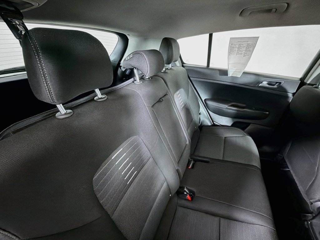 Used 2022 Kia Sportage LX w/ LX FWD Value Edition Package image 25